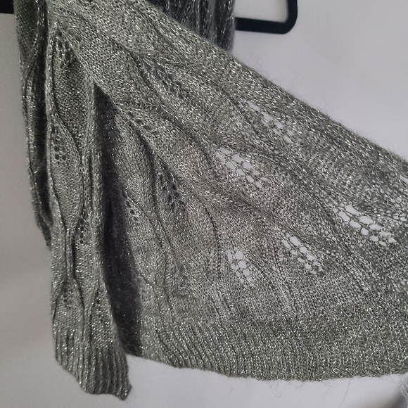 Grey Sparkly Knit Scarf - Picture 3 of 4
